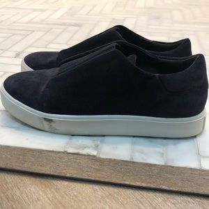 Vince Sneakers (Suede)